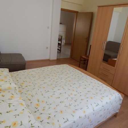 Apartments Zoki - Great Location Close To The Sea Βις Εξωτερικό φωτογραφία