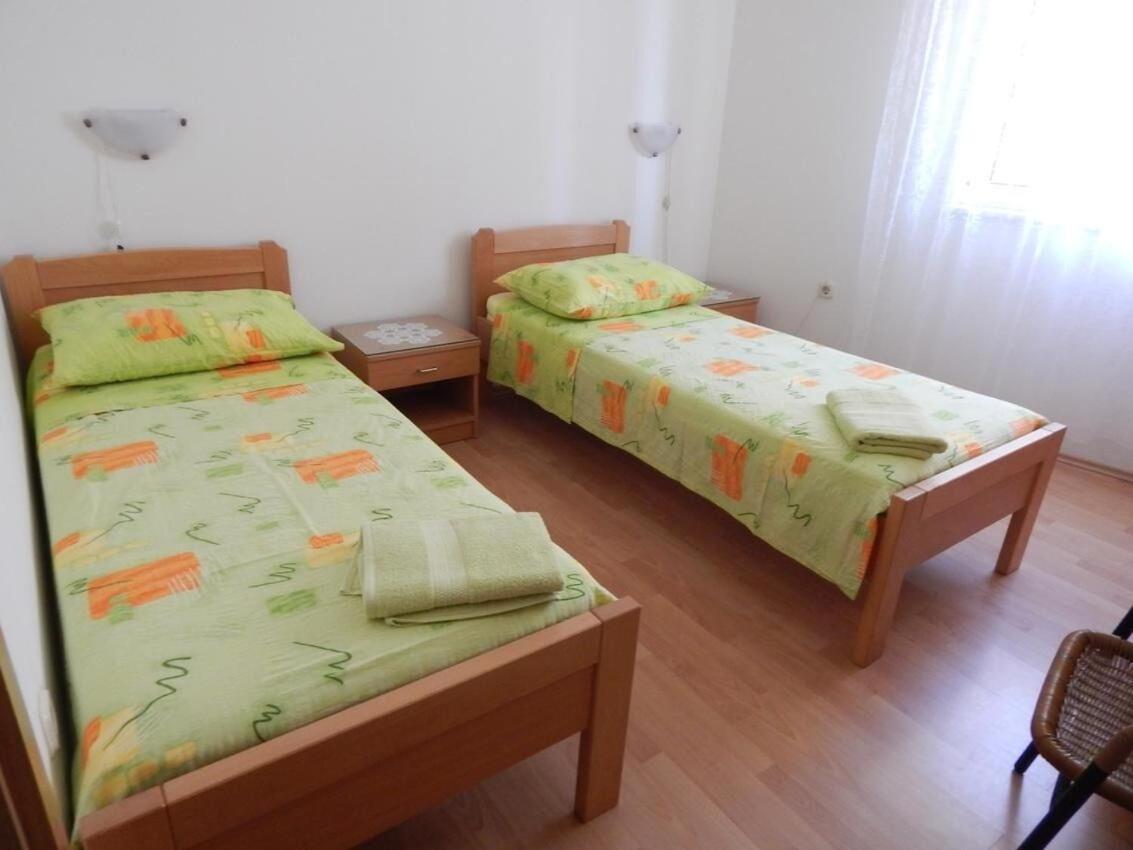 Apartments Zoki - Great Location Close To The Sea Βις Εξωτερικό φωτογραφία